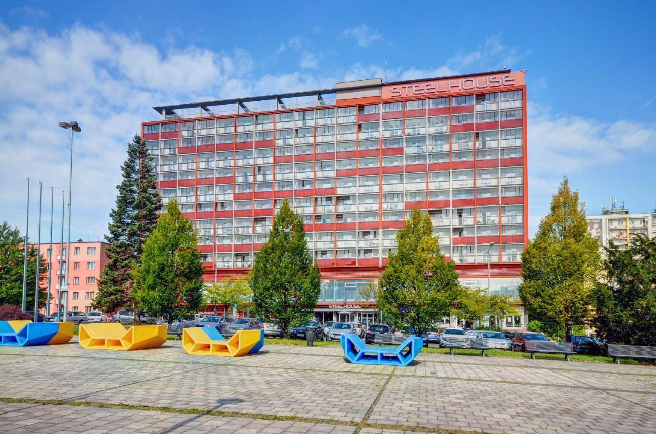 Steelhouse Hotel Trinec Exterior foto